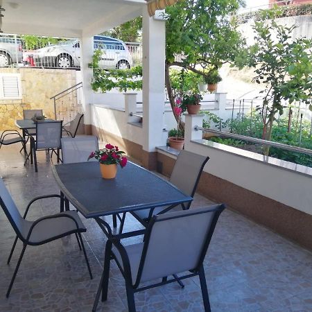 Apartmani Antonia Nakic -Stobrec スプリト エクステリア 写真