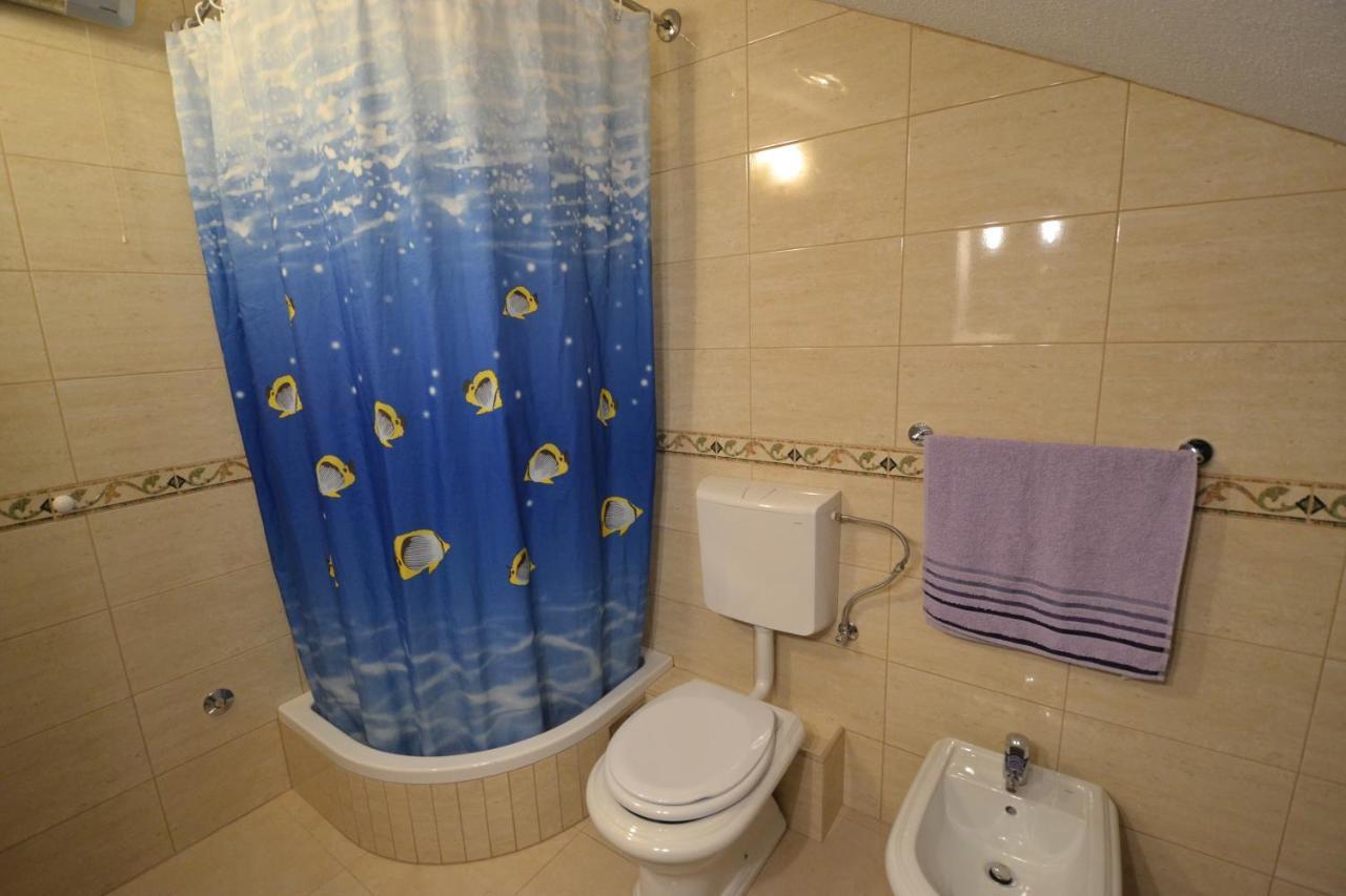 Apartmani Antonia Nakic -Stobrec スプリト エクステリア 写真